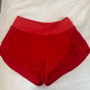 Outdoor Voices Hudson 2.5 short - Red